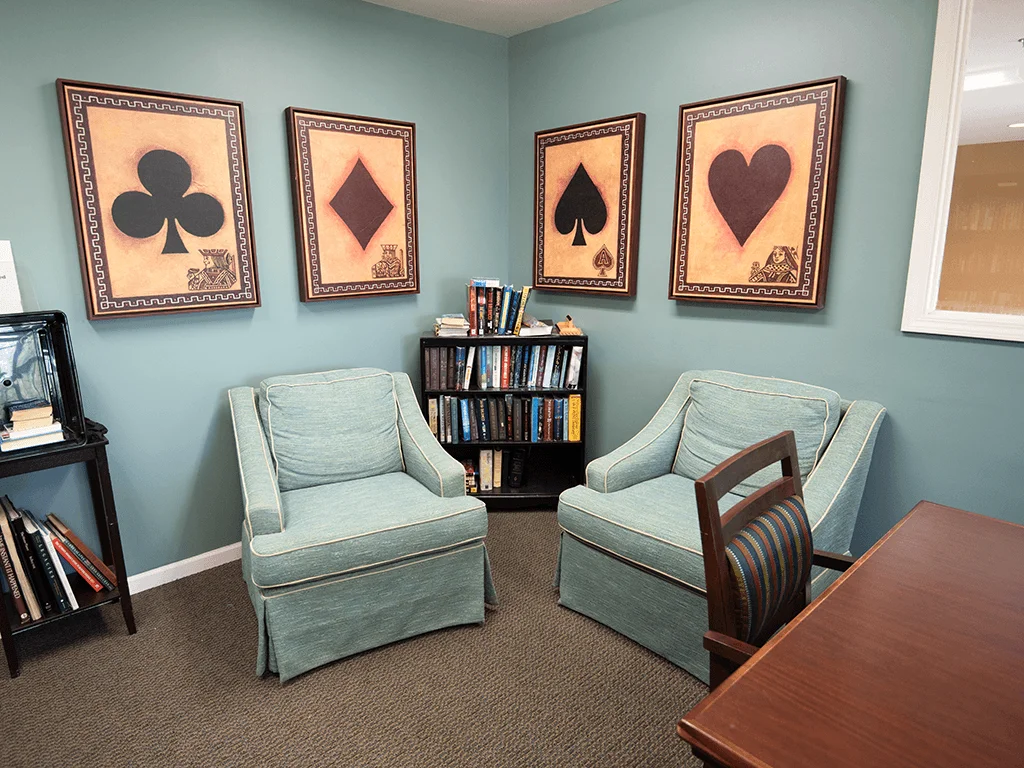 Eagle Grove Apartments - Community library at Eagle Grove Apartments
