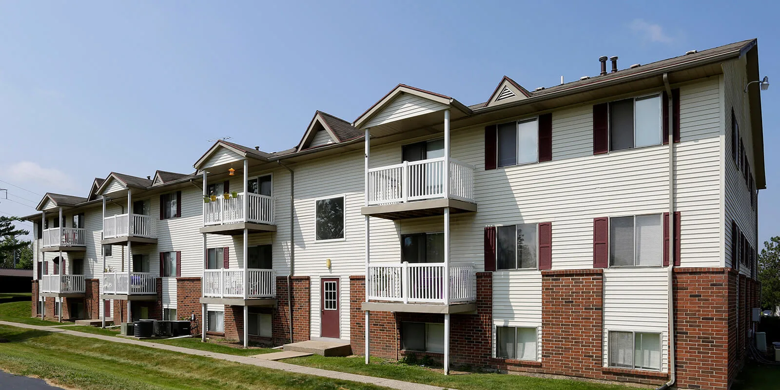 Eastland Apartment Homes