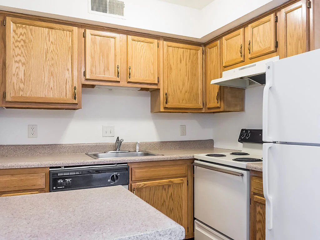 Eastland Apartment Homes - Eastland photo 11