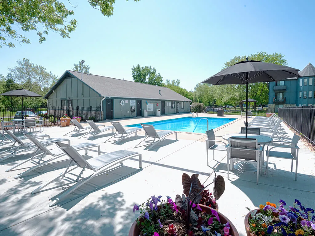 Forest Pointe Apartments - Forest Pointe photo 11