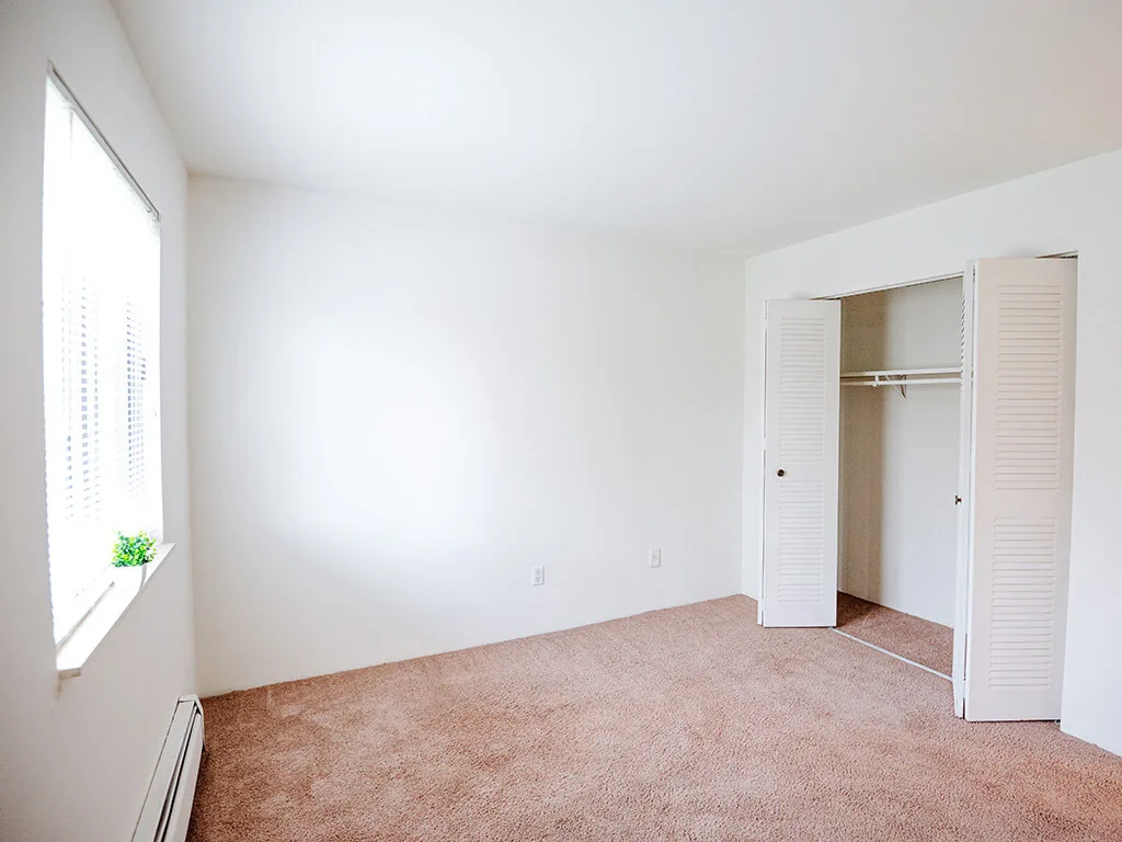 Forest Pointe Apartments - Forest Pointe photo 4