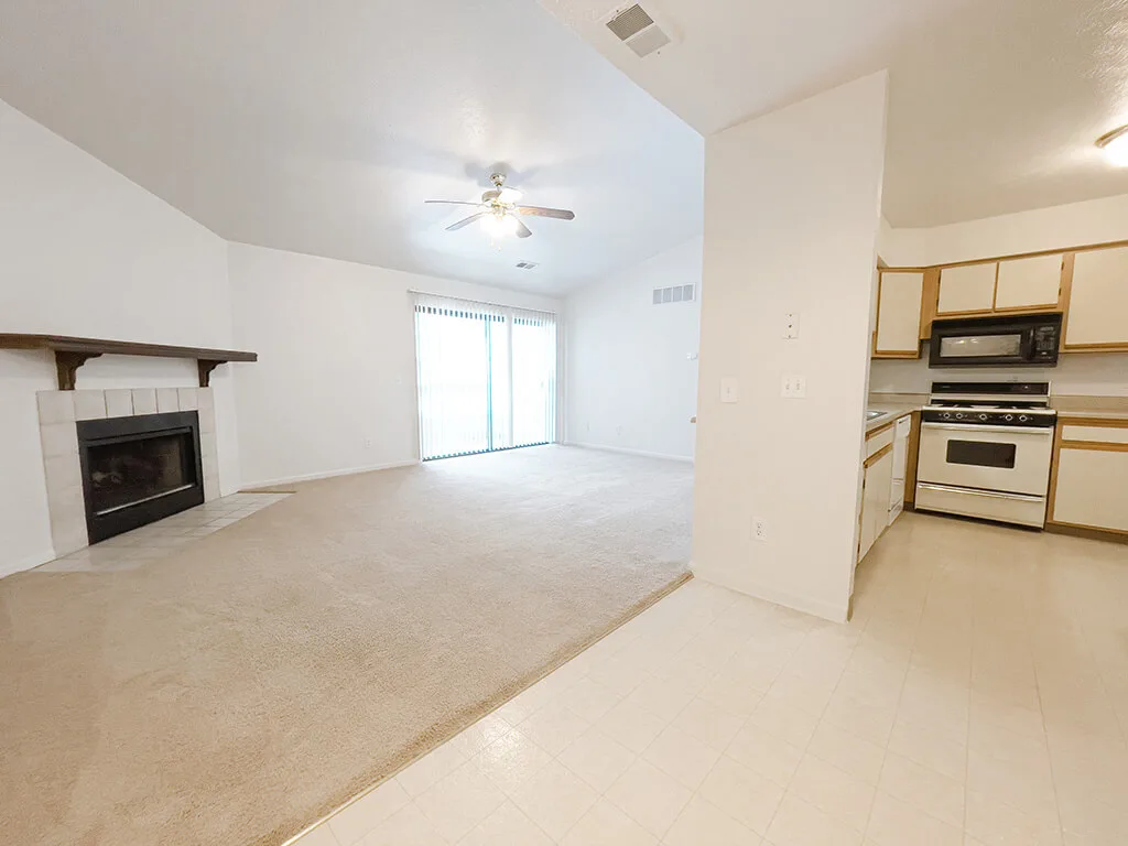 Huntington Glen Apartments - Huntington Glen photo 4