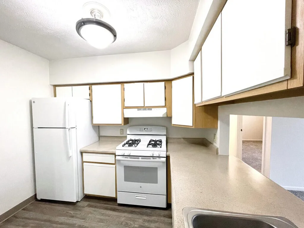 Huntington Glen Apartments - Huntington Glen photo 6