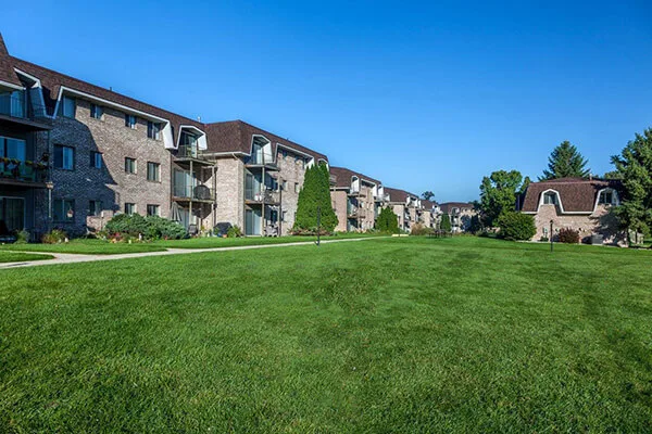 Lamberton Lake Apartments