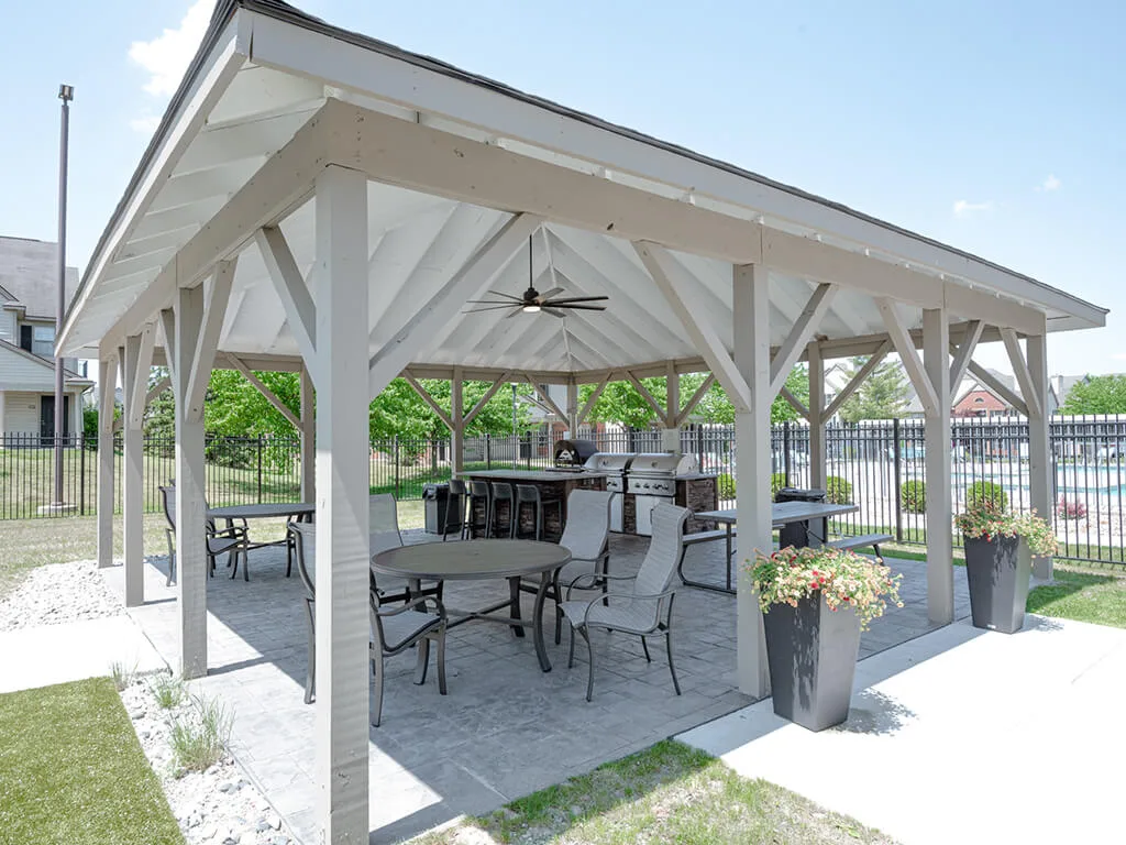 River Oaks Apartments - River Oaks photo 10