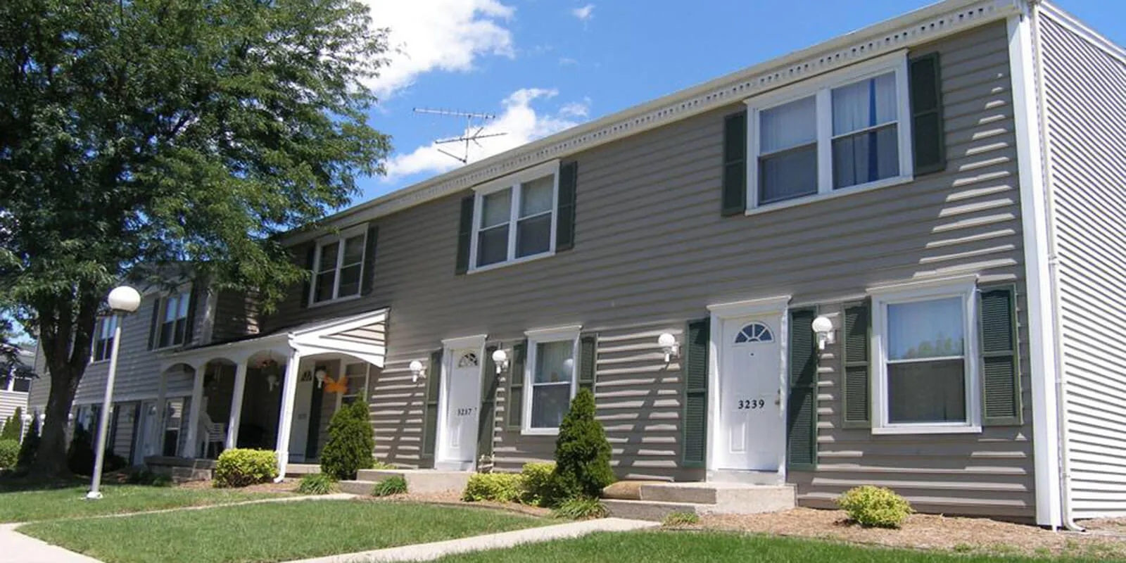 Rolling Pines Apartments