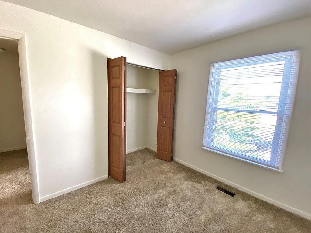 Rolling Pines Apartments - Rolling Pines photo 10