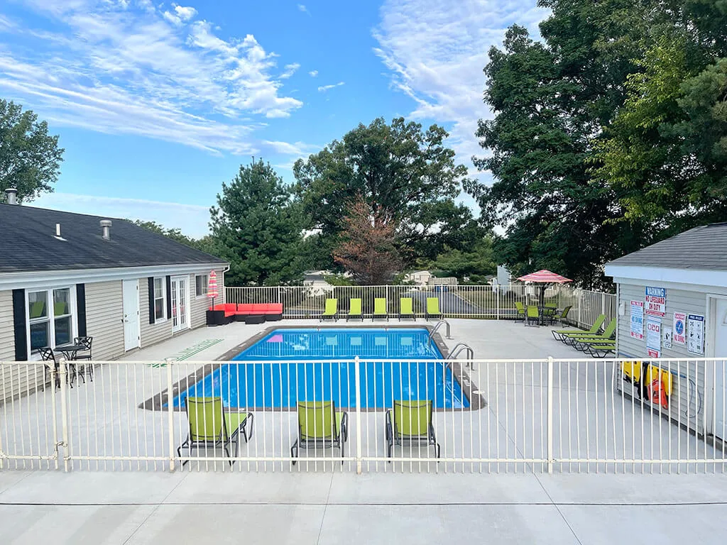 Rolling Pines Apartments - Rolling Pines photo 11