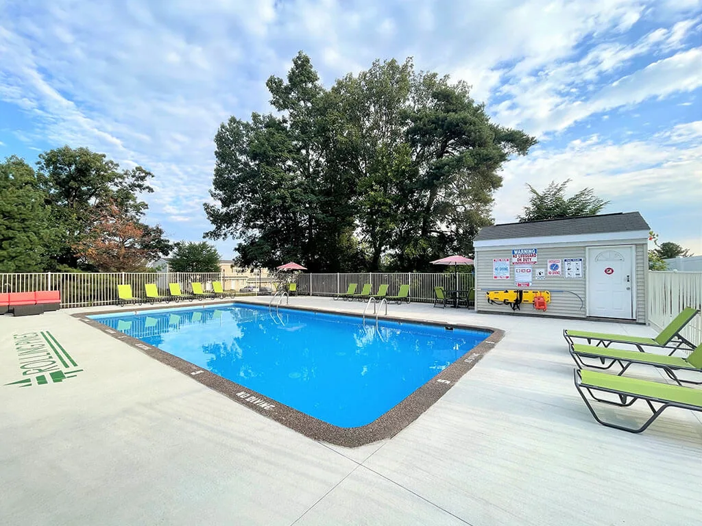 Rolling Pines Apartments - Rolling Pines photo 12