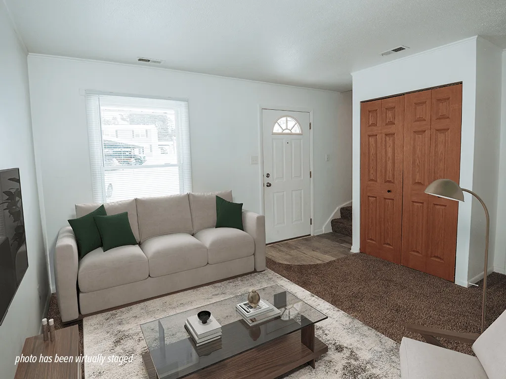 Rolling Pines Apartments - Rolling Pines photo 9